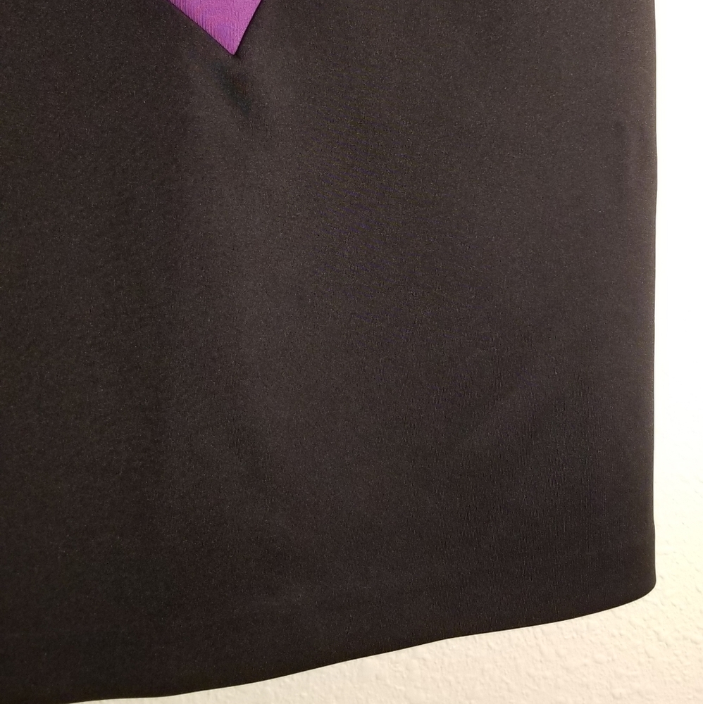 Beautiful Calvin Klein Dress - Picture 4 of 7